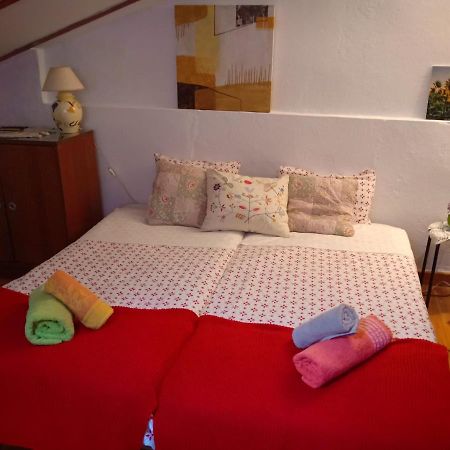 Acogedora Casa De Pueblo Con Piscina Villa Fuenteheridos Bagian luar foto