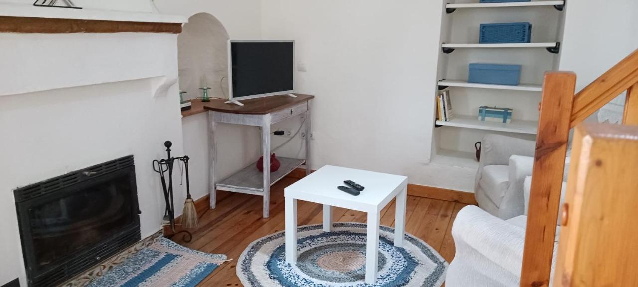Acogedora Casa De Pueblo Con Piscina Villa Fuenteheridos Bagian luar foto